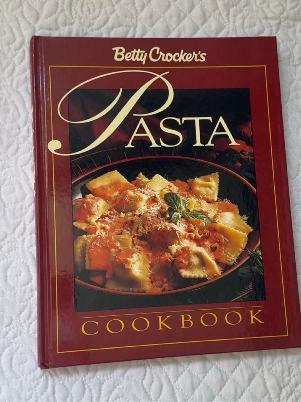 Vintage 1995 Betty Crocker's Pasta Cookbook Hardcover First Edition 1990s